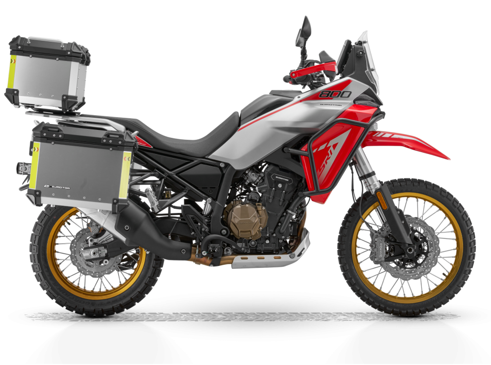 Мотоцикл QJ SRT 800 RX