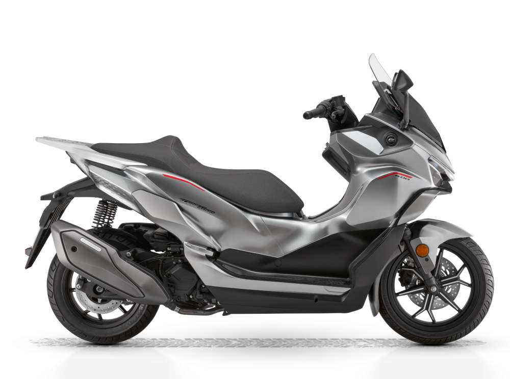 Максискутер QJ FORT 400 N